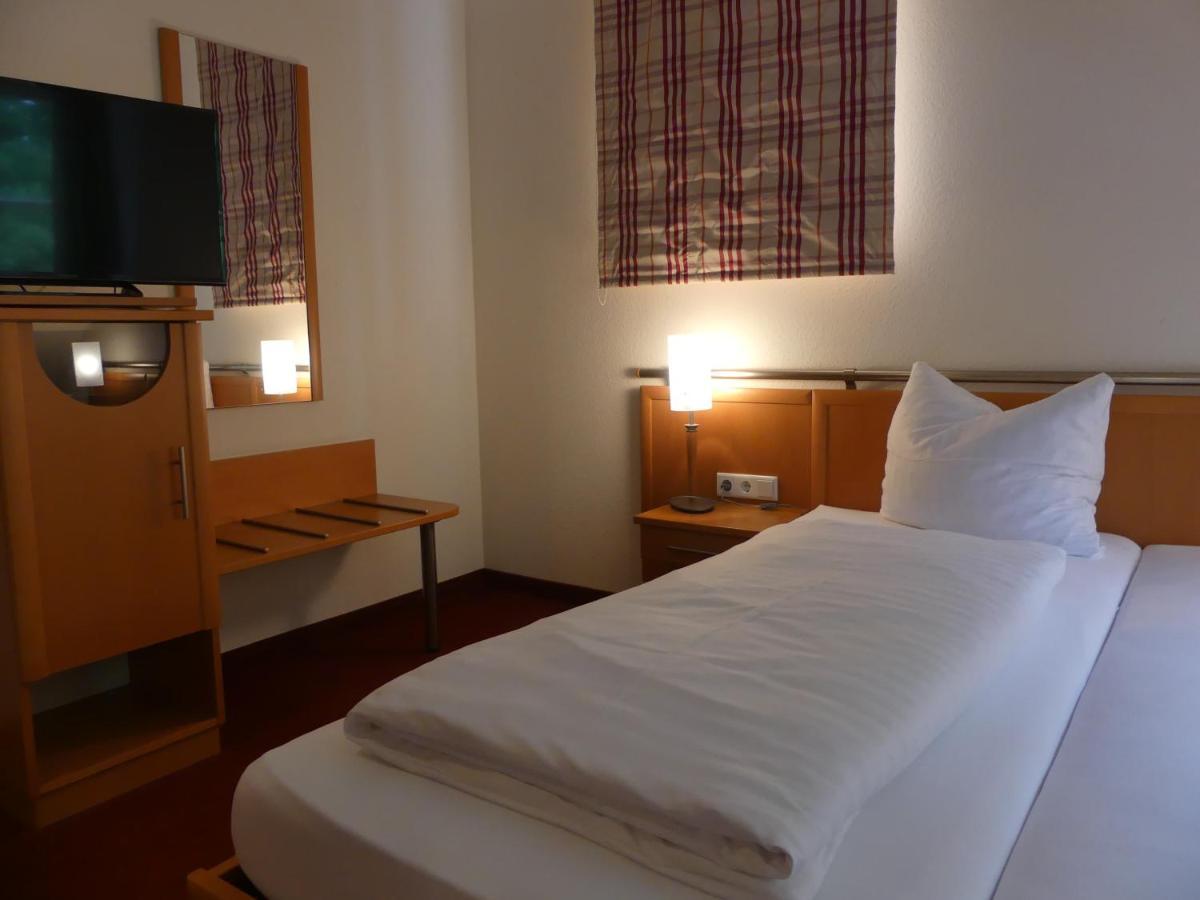 Landgasthaus Hotel Eggert ライネ エクステリア 写真